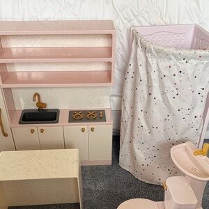 Elegant Pink and Cream Storage Organizer